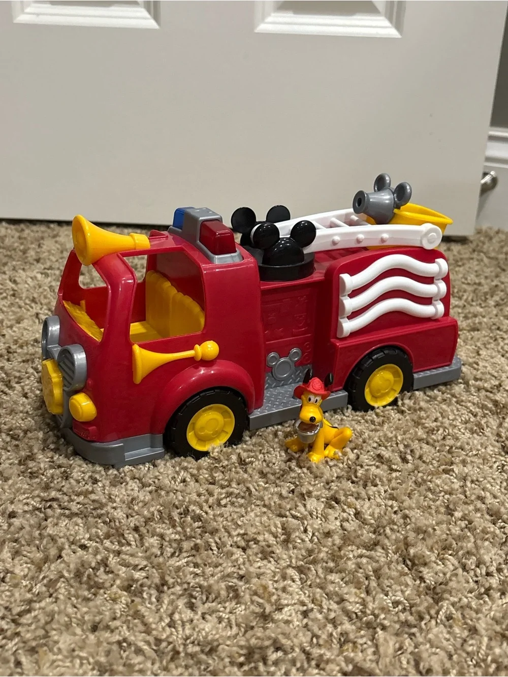 Disney Mickey Mouse Clubhouse Firetruck - No Mickey (Pluto Only)